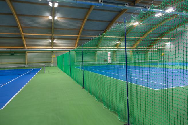 TENNISPLATZBLENDE (1)