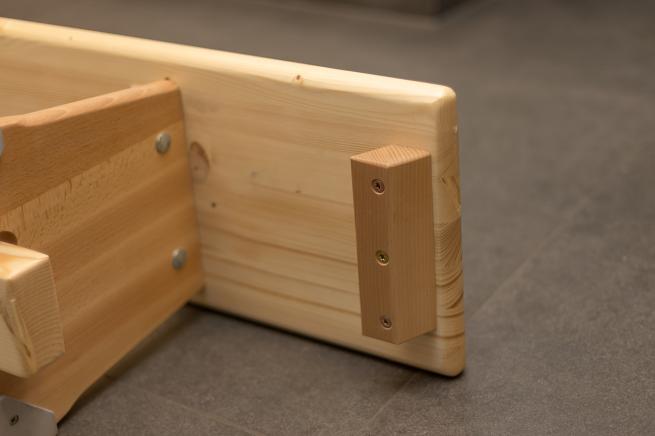 TURNBANK – LÄNGE 4,0M – MIT UNTERGESTELL AUS HOLZ (3)