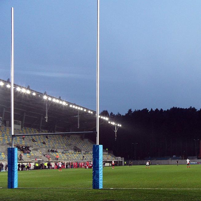 Osłony na słupki do rugby (2)